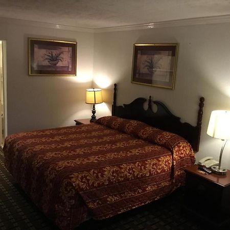 Houston Inn And Suites Exterior foto