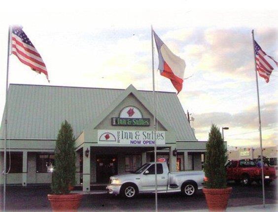 Houston Inn And Suites Exterior foto